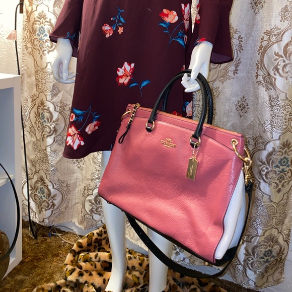 BNWT Coach 2 way bag - Picture 4 of 5